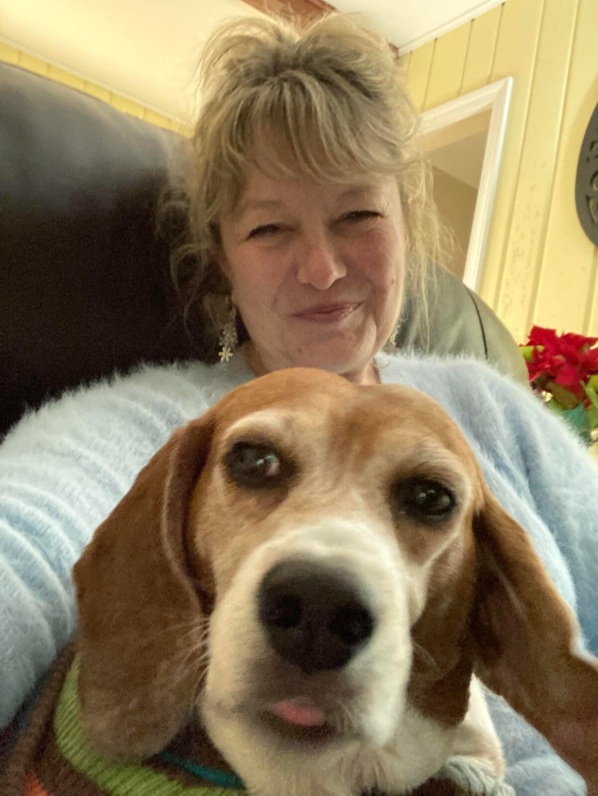 Lora Gehr, Pet Care Specialist ExecuPets Lora Gehr, Pet Care Specialist ExecuPets
